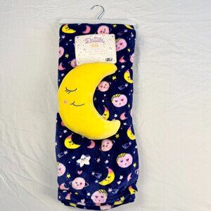 Dream Big Toddler Plush Blanket with Moon Plush Toy - 40x50 inch